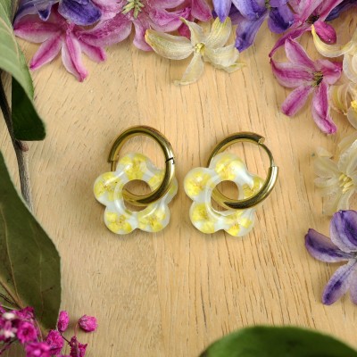 29
Flower earrings with alyssum
