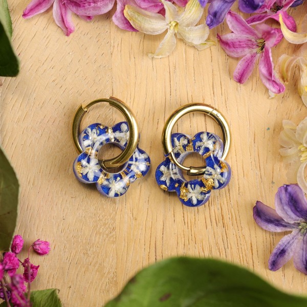 Flower earrings with wild elderflowers