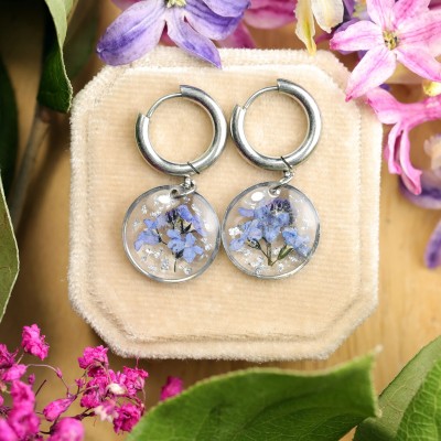 Classic earrings with forget-me-nots and silver flakes