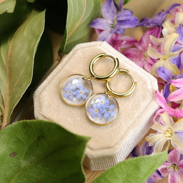 Classic earrings with forget-me-nots