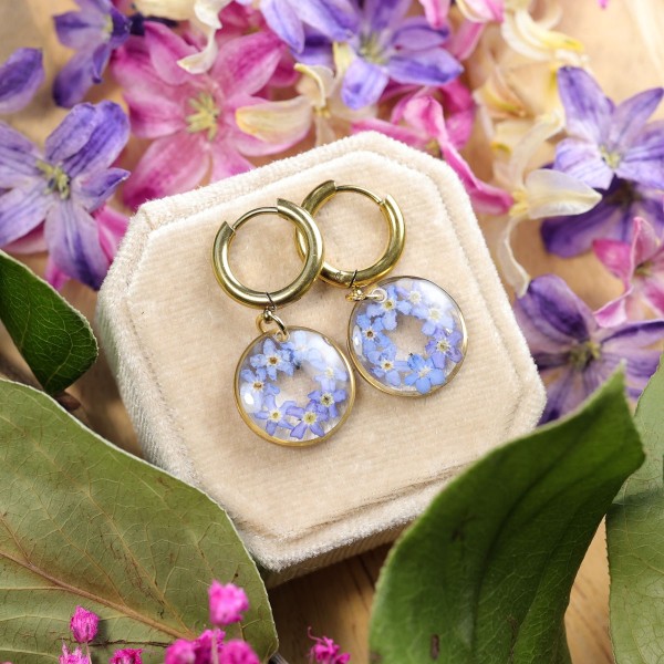 Classic earrings with forget-me-nots