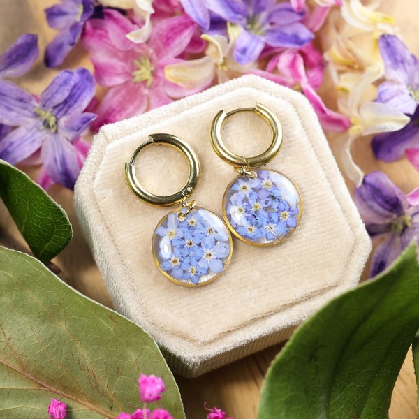 Classic earrings with forget-me-nots