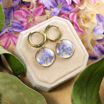 Classic earrings with forget-me-nots