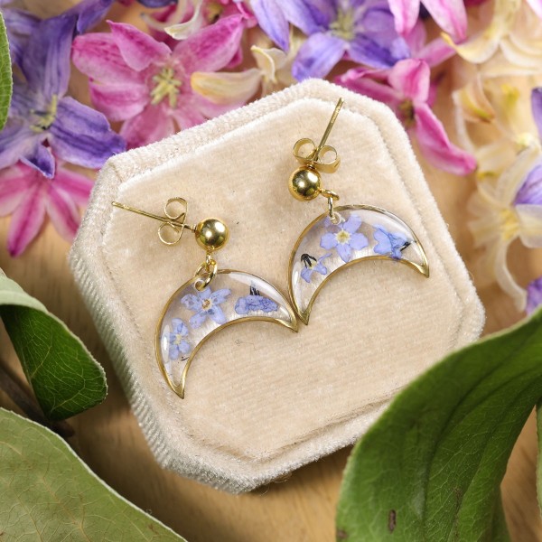 Classic lunula earrings with forget-me-nots