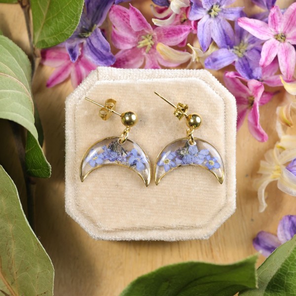 Classic lunula earrings with forget-me-nots