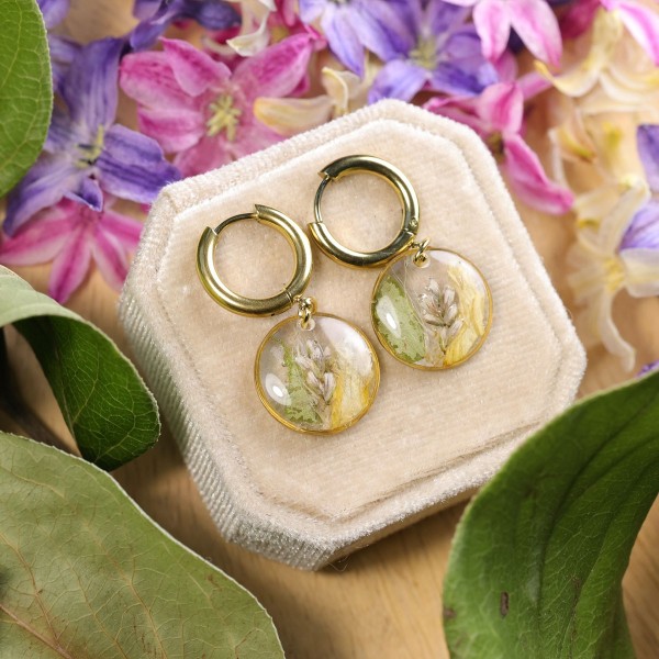 Classic earrings with a bouquet of wildflowers