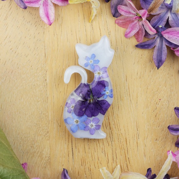 Brooch - Cat Charm of Nature