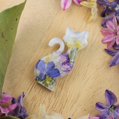 Brooch - Cat Charm of Nature