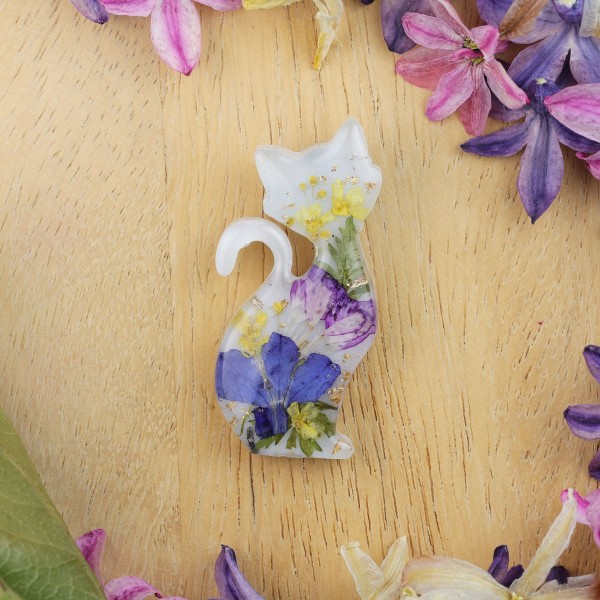Brooch - Cat Charm of Nature