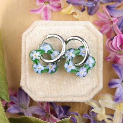 Flower earrings with forget-me-not