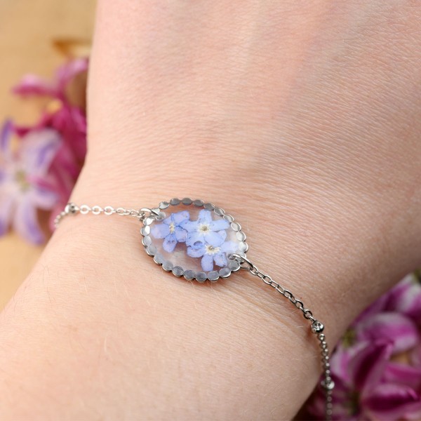 Classic forget-me-not bracelet