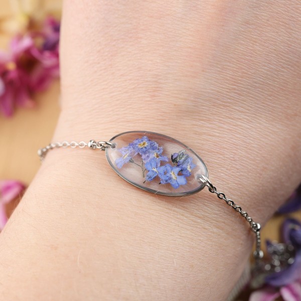 Classic forget-me-not bracelet