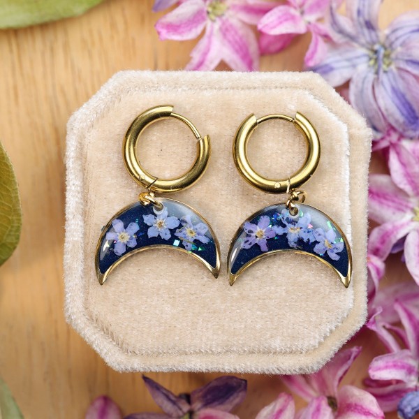 Classic lunula earrings with forget-me-nots