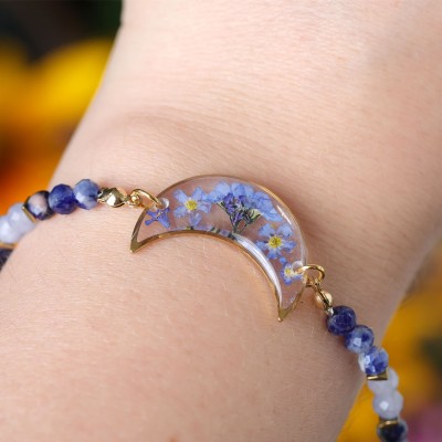Lunula bracelet with forget-me-not