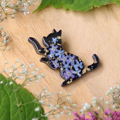 Brooch - Cat Charm of Nature