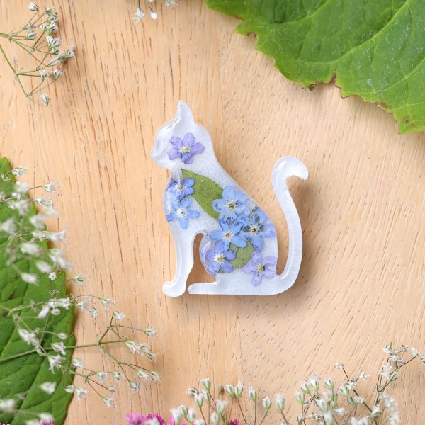 Brooch - Cat Charm of Nature