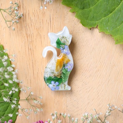 Brooch - Cat Charm of Nature