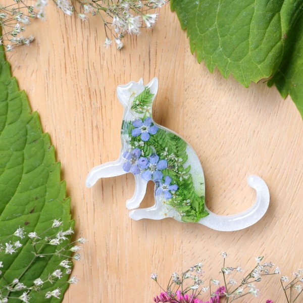 Brooch - Cat Charm of Nature