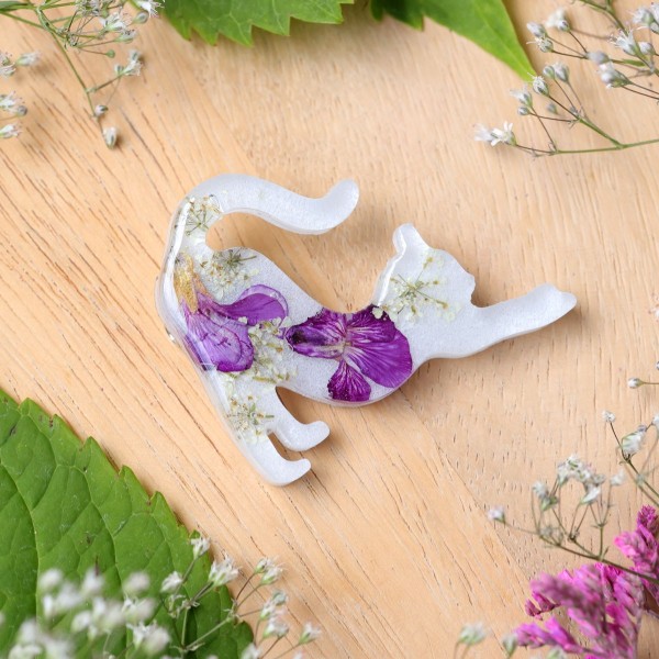 Brooch - Cat Charm of Nature