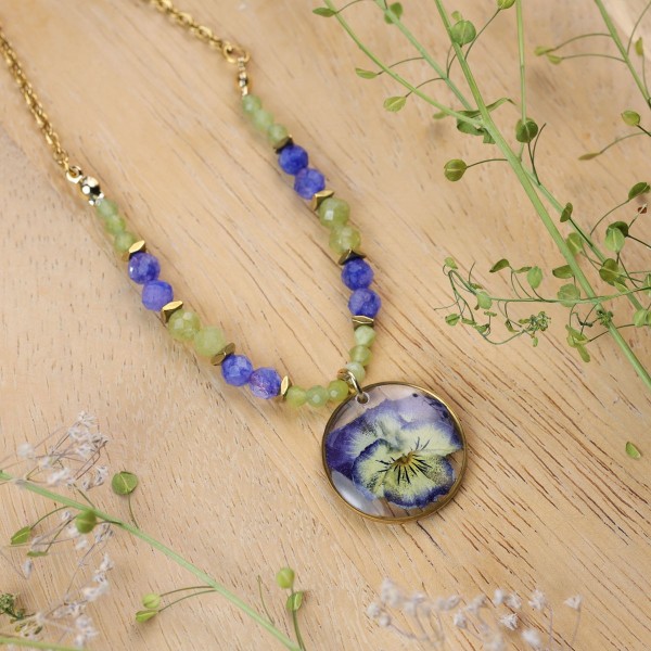 Pansy necklace