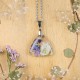 Classic dimensional necklace with a bouquet of flowers