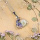 Classic dimensional necklace with a bouquet of flowers
