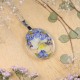 Classic dimensional necklace with a bouquet of flowers