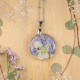 Classic dimensional necklace with a bouquet of flowers