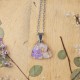 Classic dimensional necklace with a bouquet of flowers