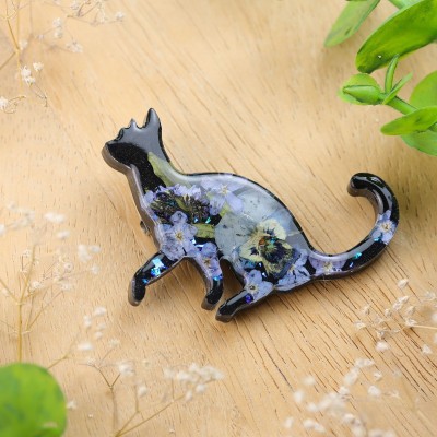 Brooch - Cat Charm of Nature