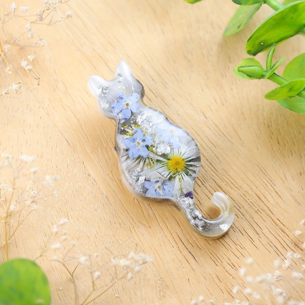 Brooch - Cat Charm of Nature