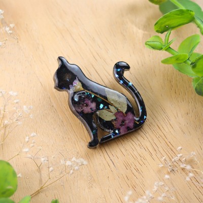 Brooch - Cat Charm of Nature