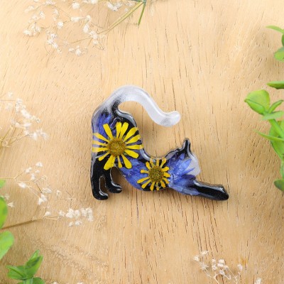 Brooch - Cat Charm of Nature