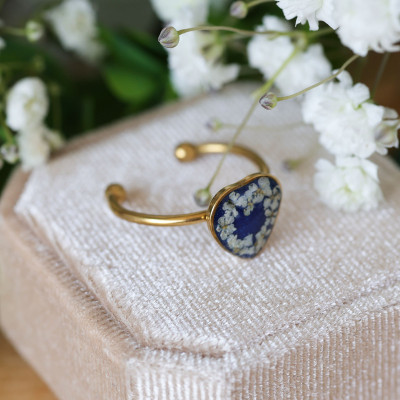 Wild carrot flower heart ring