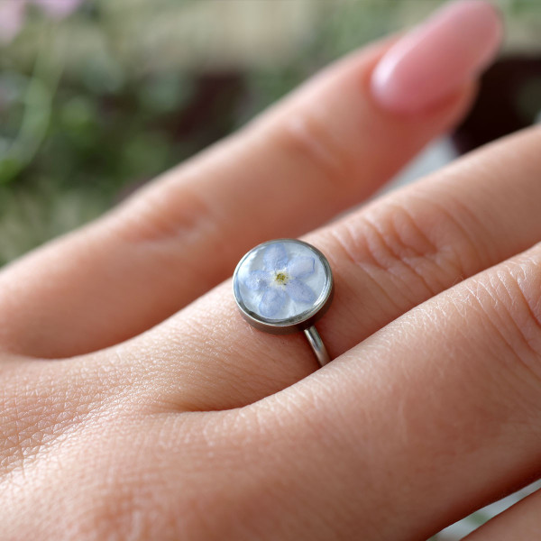Forget-me-not ring
