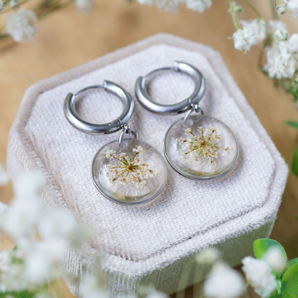 Wild carrot flower earrings