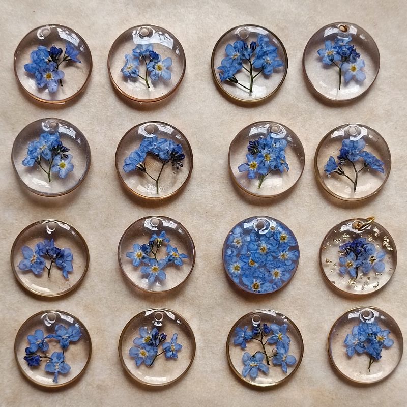 Resin jewelry